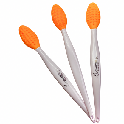 Lip Scrubber